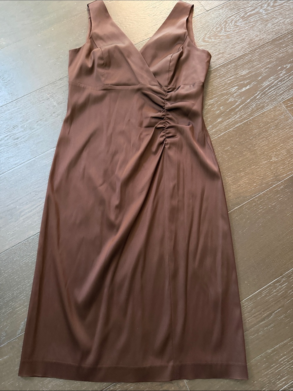 Donna Ricco Chocolate Brown V-Neck Ruched Midi Dress,classic beauty